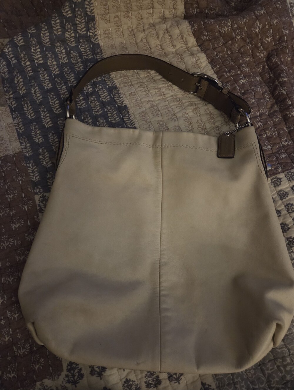 Vintage Coach Penelope Hobo Bag F16535